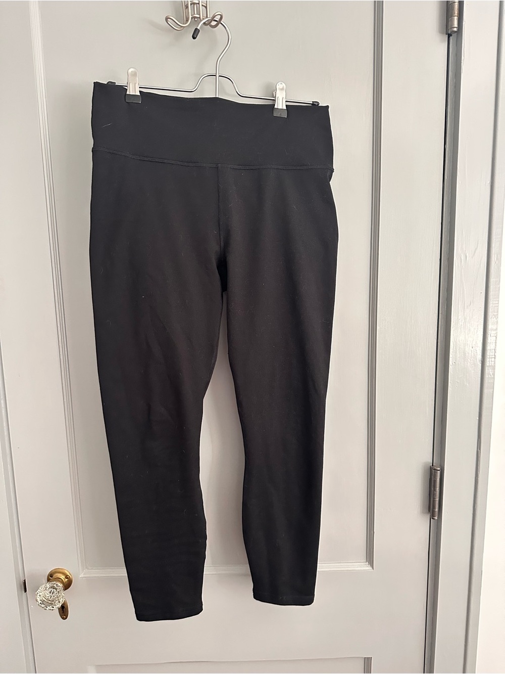 Black Fabletics 7/8 Leggings